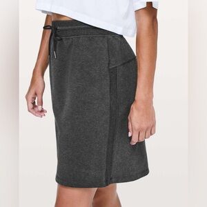 Lululemon Start Anew Skirt *21" in Heathered Black